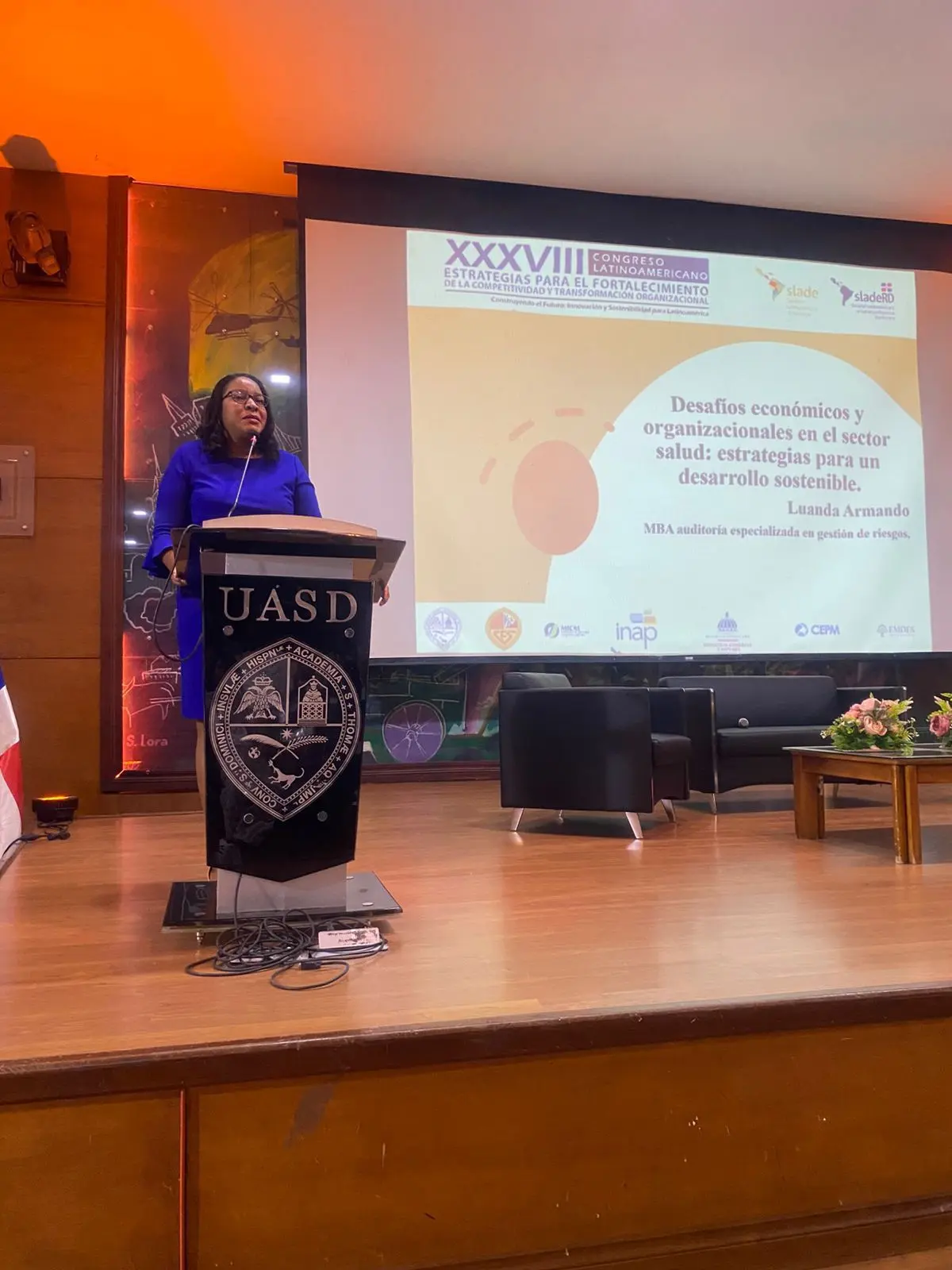 Congreso internacional Slade 2025 aborda desafíos económicos del sector salud dominicano