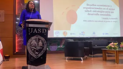 Congreso internacional Slade 2025 aborda desafíos económicos del sector salud dominicano