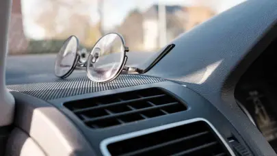 ¡Cuidado con el calor! Objetos que no debes dejar en el auto