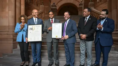 Director del COE y la DAEH recibe reconocimiento del Senado de Nueva York por su labor y coordinación realizada en la tragedia del Jet Set