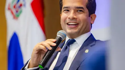 Omar Fernández defiende en EE.UU. derecho de República Dominicana a deportar indocumentados