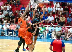 Bearden y Colomé lideran triunfo de los Cañeros sobre los Titanes