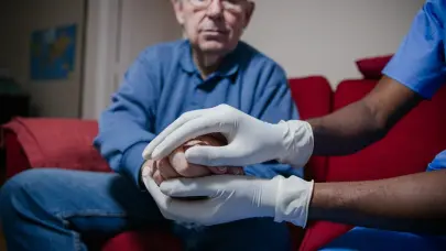 La FDA aprueba dispositivo cerebral inteligente: nueva era para el Parkinson