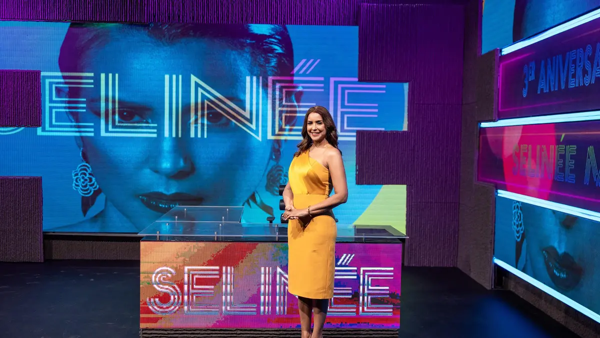 “SELINÉE” celebra tres años al aire con nueva escenografía y contenido renovado