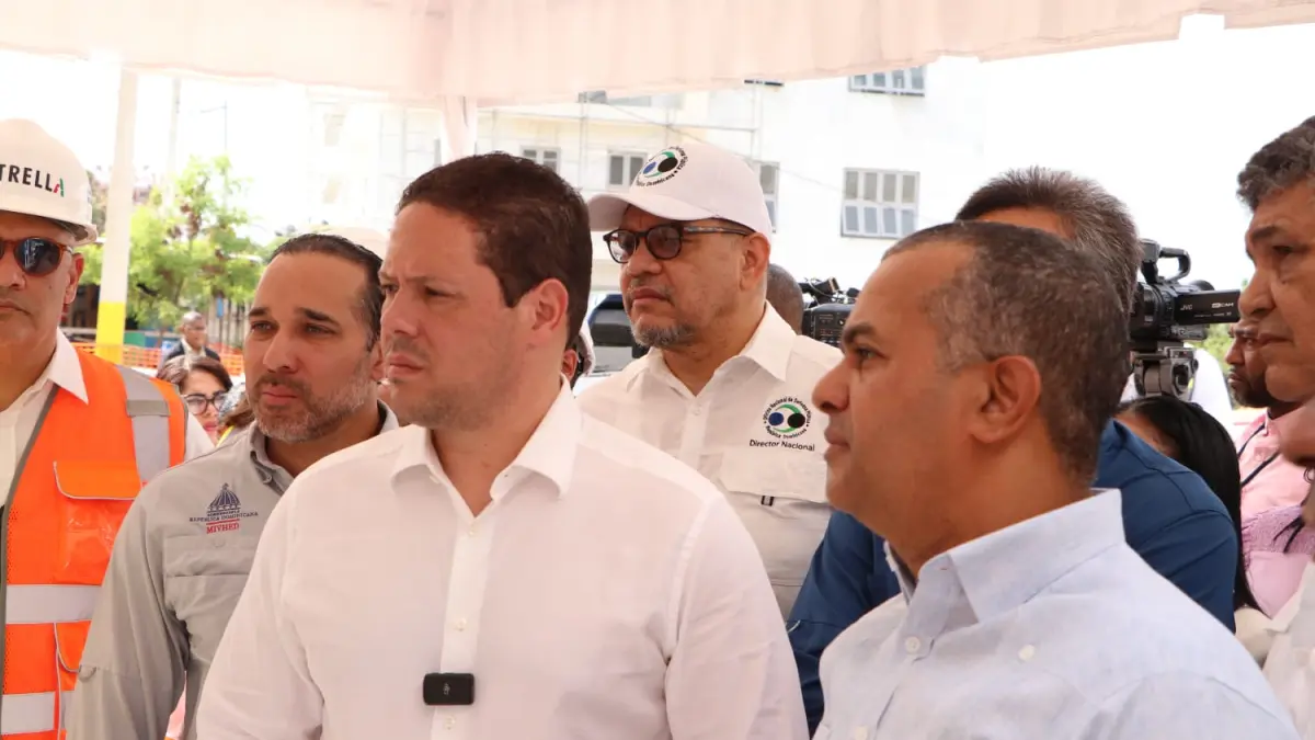 Defensa Pública y Vivienda recorren Ciudad Judicial de SDO