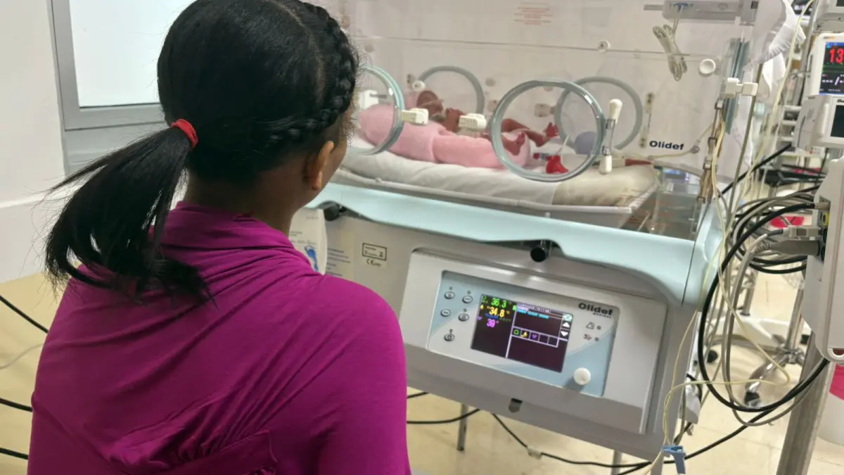 Madre primeriza da a luz cuatrillizos en el HOMS