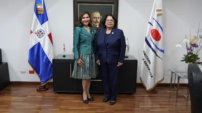 Presidenta de la CCRD, Emma Polanco, recibe en su despacho a Geanilda Vásquez para fortalecer lazos internacionales