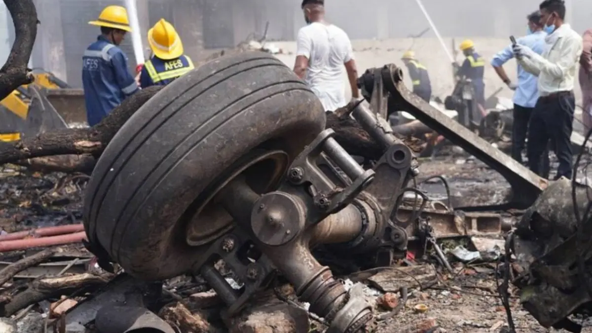 Un superviviente y 268 cuerpos recuperados, balance del accidente aéreo en la India