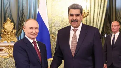 Venezuela y Rusia firman un nuevo acuerdo para la reactivación de vuelos turísticos