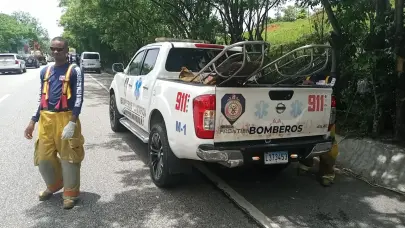 911 coordina asistencia tras accidente de tránsito con múltiples atrapados en Villa Altagracia