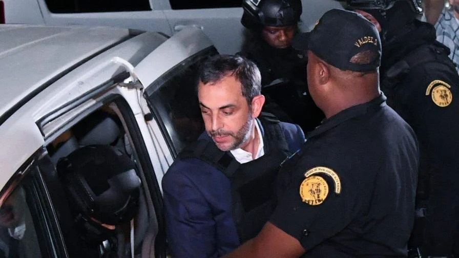 Aplazan para el miércoles medida de coerción contra los hermanos Espaillat