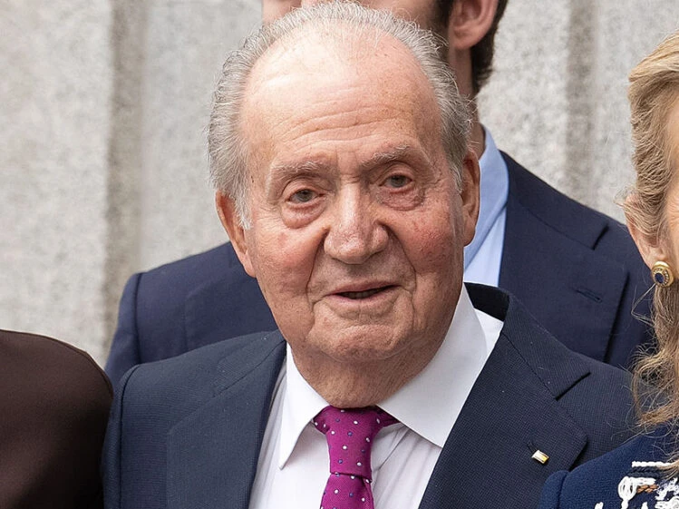 El rey emérito Juan Carlos de España publicará sus memorias a fin de año