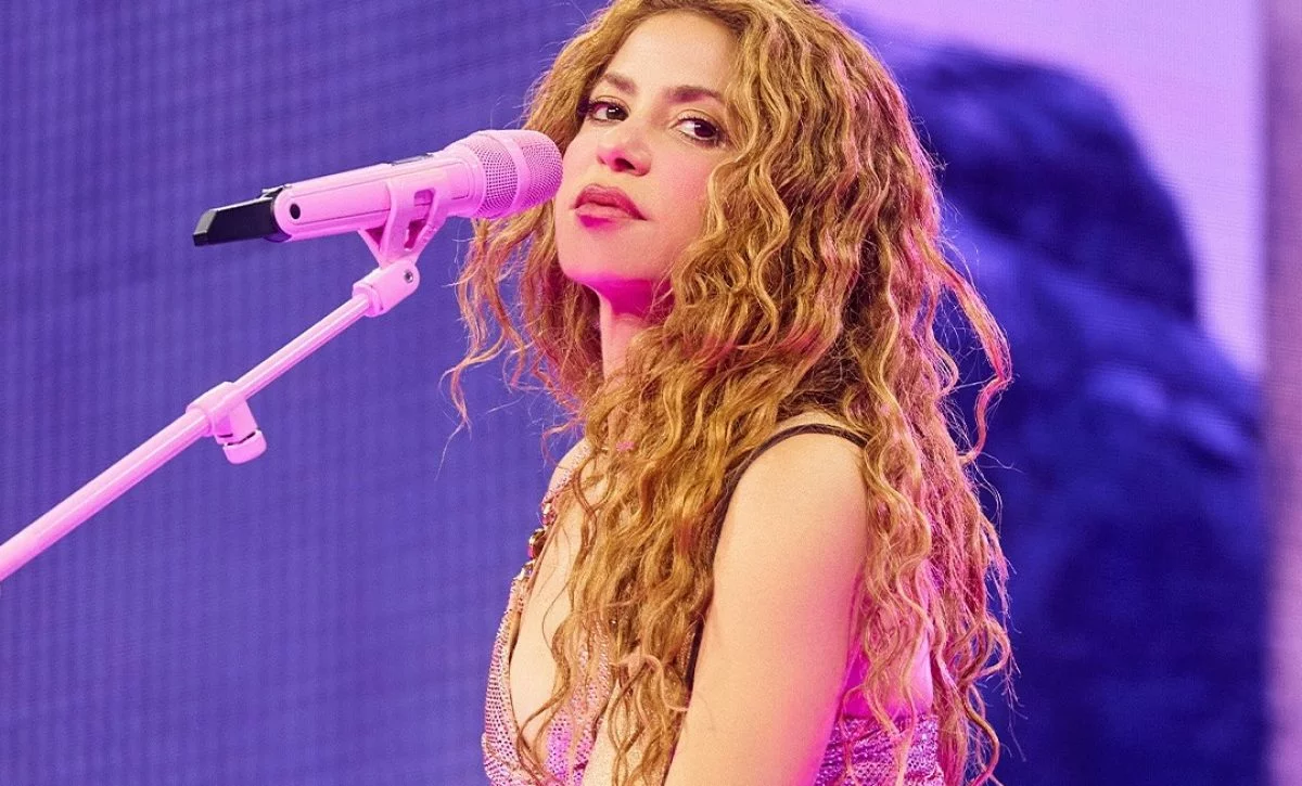 Shakira aplaza concierto en Los Ángeles por protestas contra redadas de ICE