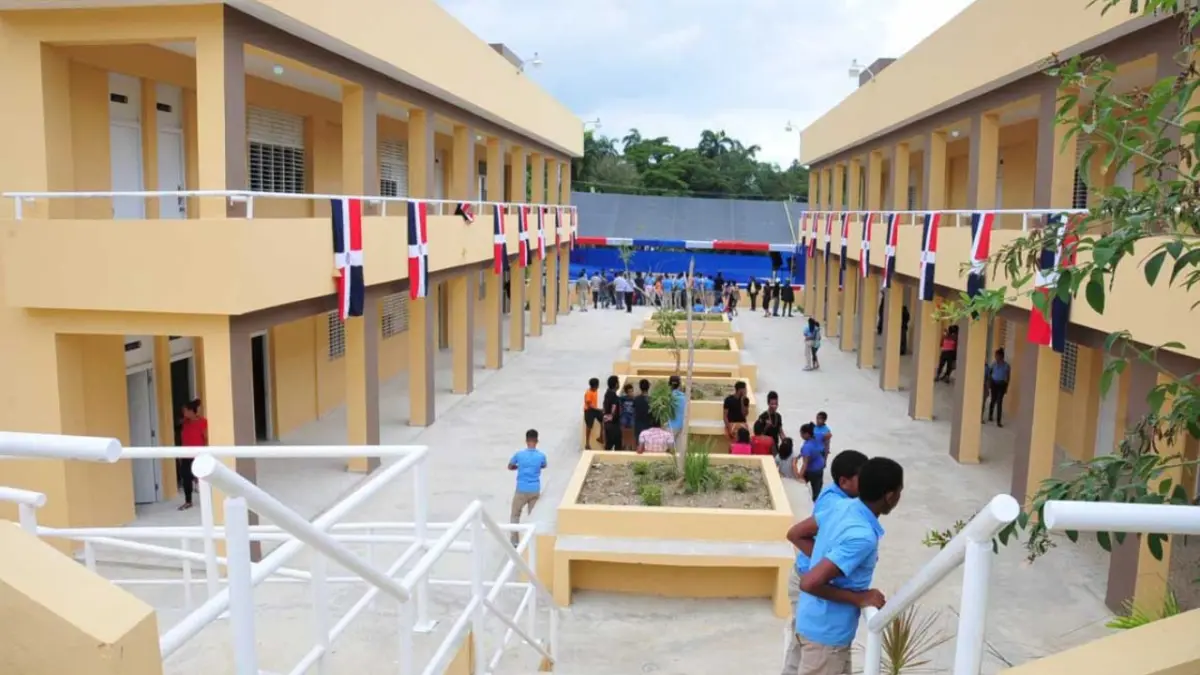 ADP pide reglamento sobre videocámaras en escuelas