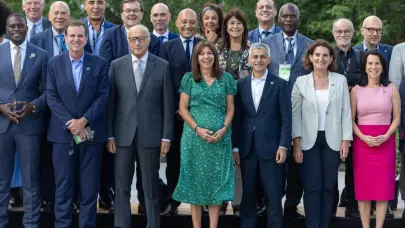 Alcaldes del mundo celebran 10 años de Acuerdo de París que evitó una crisis descontrolada