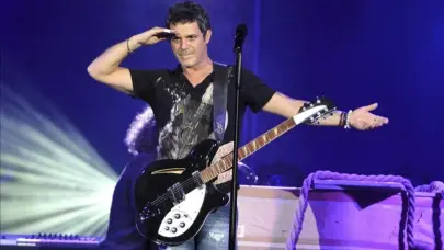 Alejandro Sanz añade cuatro conciertos en su gira mexicana, ¿Y Ahora Qué?