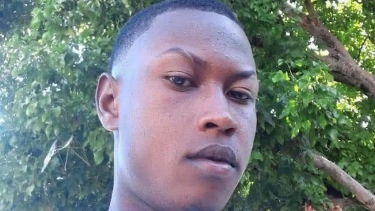 Muere joven bombero mientras se disponían a apagar fuego