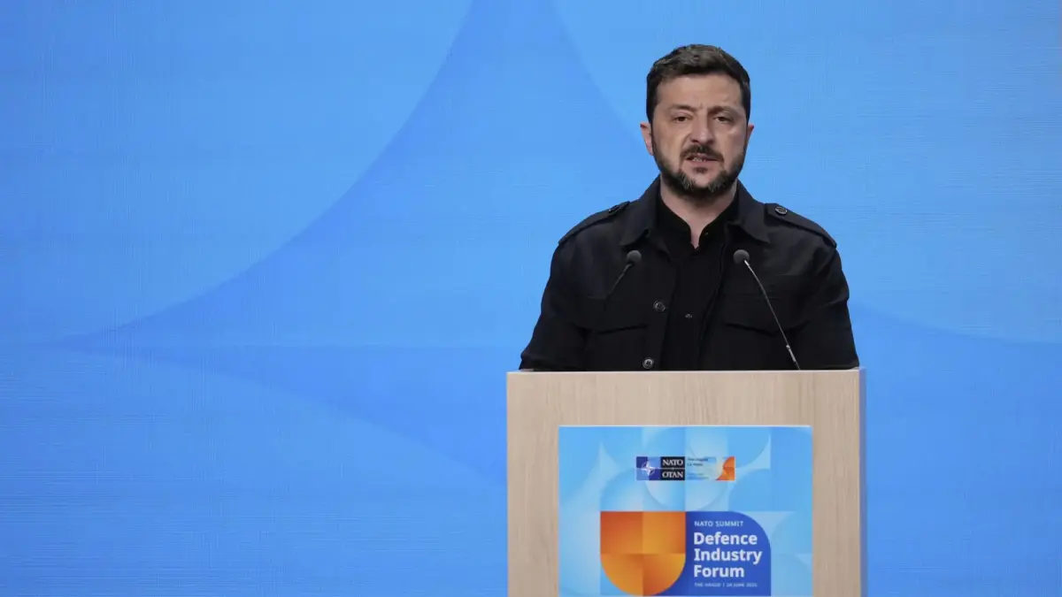 Zelenski pide a Trump que le venda armas y propone fabricar drones con EE.UU