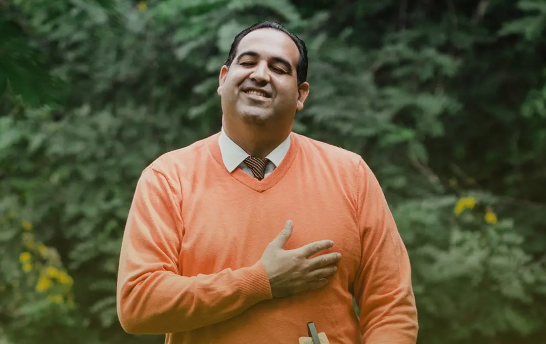 Cantautor Roberto Carlos Jorge presenta “Abrazados de Valor”, canción inspirada en la tragedia del Jet Set