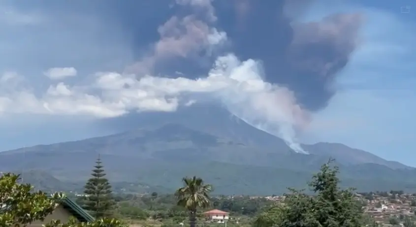 Los nuevos ataques iraníes sobre Israel dejan 13 personas heridas, dos de gravedad
