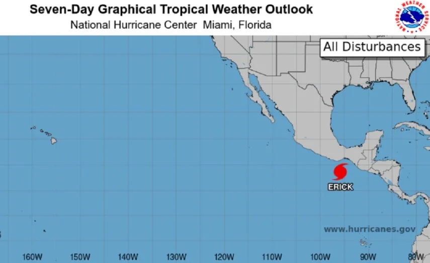 Huracán Erick se fortalece a categoría 2 en el Pacífico cerca de México