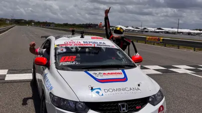 Christian Bonnet se luce en el Gran Premio Yokohama: ganó en tres carreras de las cuatro que compitió
