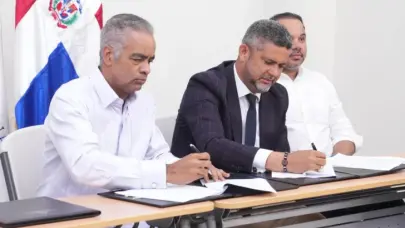 Comunitarios de Cotuí y Barrick Pueblo Viejo firman acuerdo histórico de reasentamiento