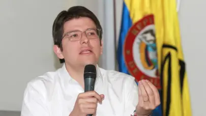 El senador Uribe Turbay permanece en estado cr&iacute;tico pero estable, seg&uacute;n parte m&eacute;dico