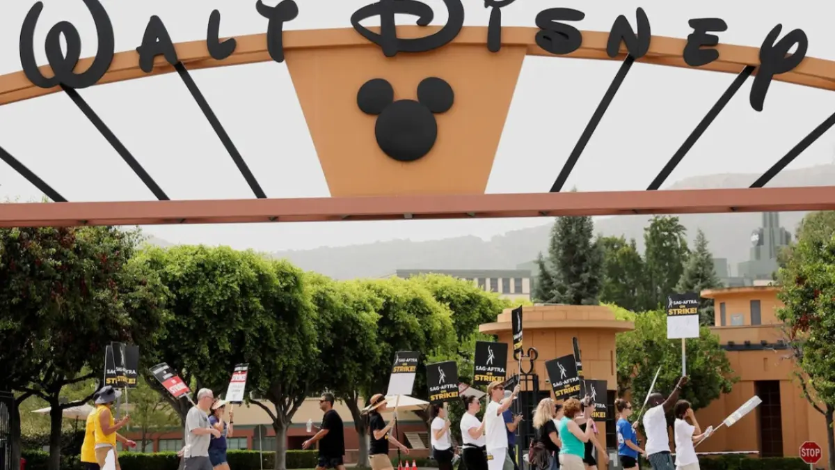 Disney y NBCUniversal presentan primera gran demanda de Hollywood contra una empresa de IA