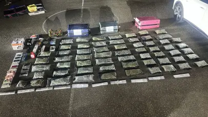 Desarticulan red de microtráfico en Santiago; ocupan 60 paquetes de marihuana y apresan a cinco personas