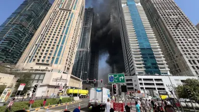 Incendio en rascacielos de Dubái Marina deja cientos de evacuados pero sin víctimas