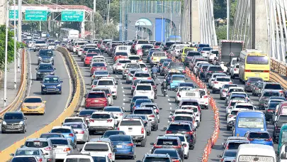 Implementar&aacute;n horarios escalonados en el sector p&uacute;blico para aliviar congesti&oacute;n en Santo Domingo