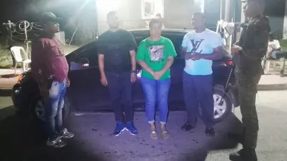 Raso de la FARD detenido con una indocumentada haitiana en el baúl de un vehículo