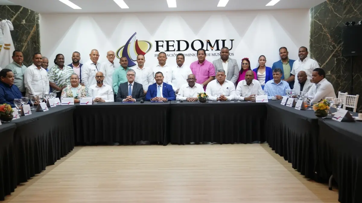 Fedomu y Onaprep buscan insertar internos a labores comunitarias