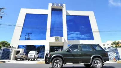 Fiscal&iacute;a de El Salvador acusa a la defensora Ruth L&oacute;pez de enriquecimiento il&iacute;cito