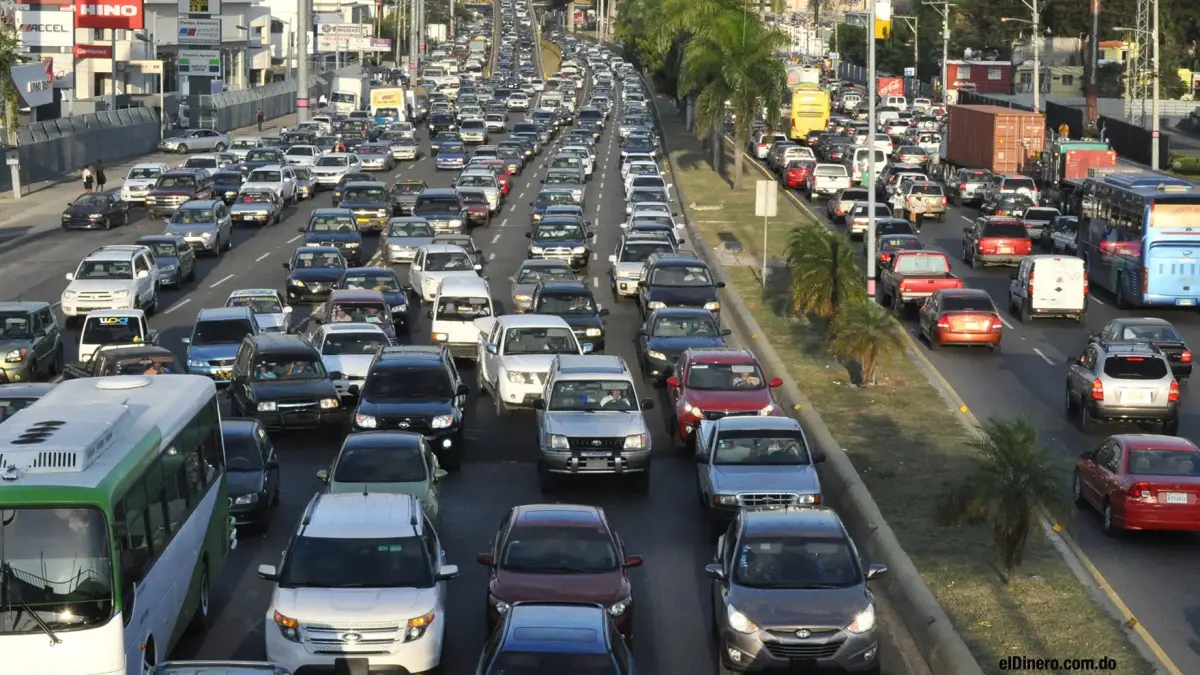 MAP establece nuevo horario en el sector público para reducir congestión vehicular a partir de julio