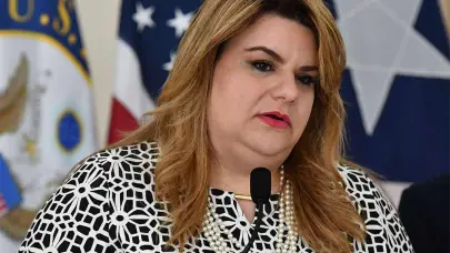 Gobernadora de Puerto Rico justifica entrega de datos migratorios al ICE: las leyes de inmigración federal son mandatorias