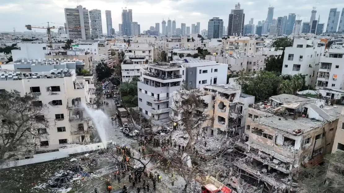 Israel vuelve a atacar Teherán tras ordenar la evacuación de parte de la capital iraní