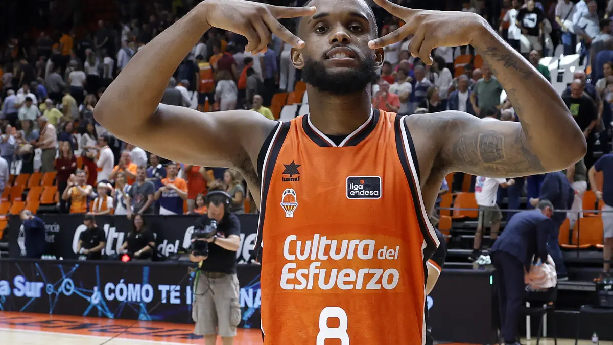 El dominicano Jean Montero mejora su contrato con el Valencia Basket hasta 2028