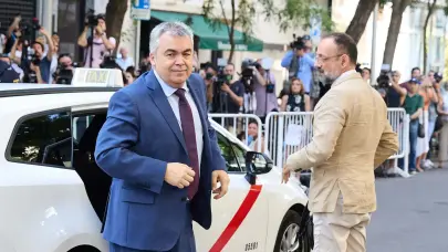 Juez español envía a cárcel sin fianza al exnúmero tres socialista por presunta corrupción