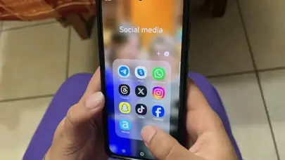 La UE discute si hay que establecer una edad m&iacute;nima para acceder a las redes sociales