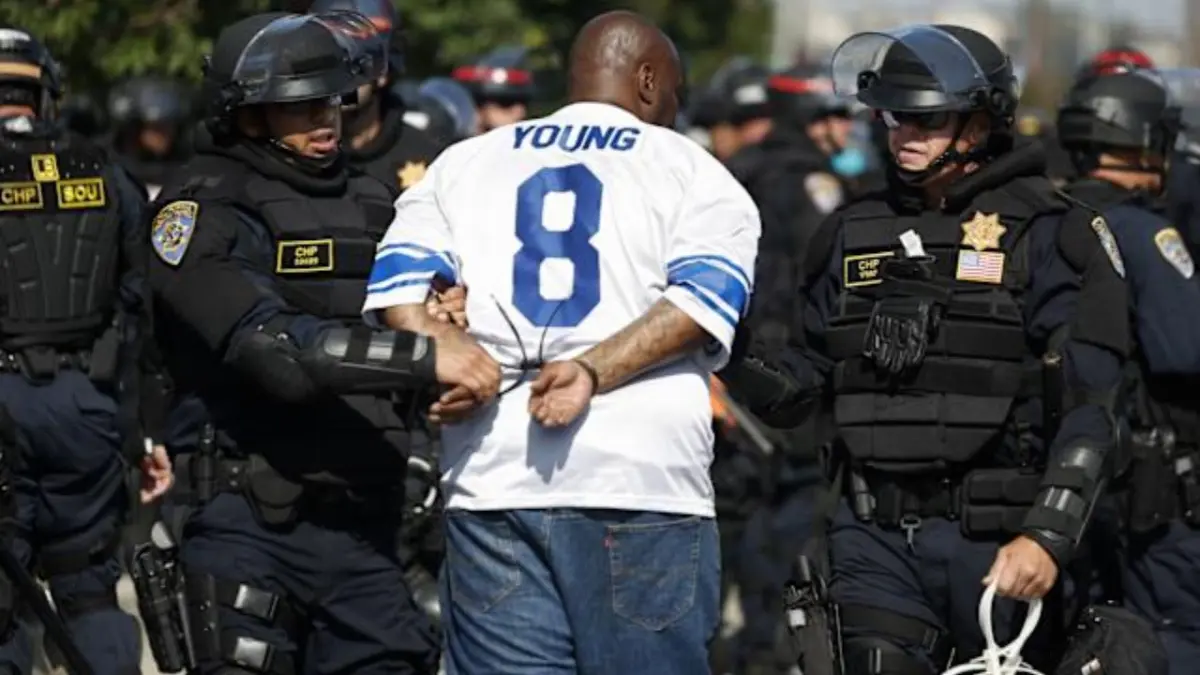 Anuncian múltiples arrestos y acusaciones por actos vandálicos en Los Ángeles