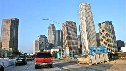 Centro de Los &Aacute;ngeles intenta recobrar su colorida normalidad despu&eacute;s de las protestas Mikaela Viqueira