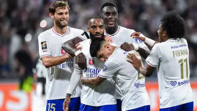El Lyon acuerda con la UEFA jugar la Liga Europa si logra seguir en primera división