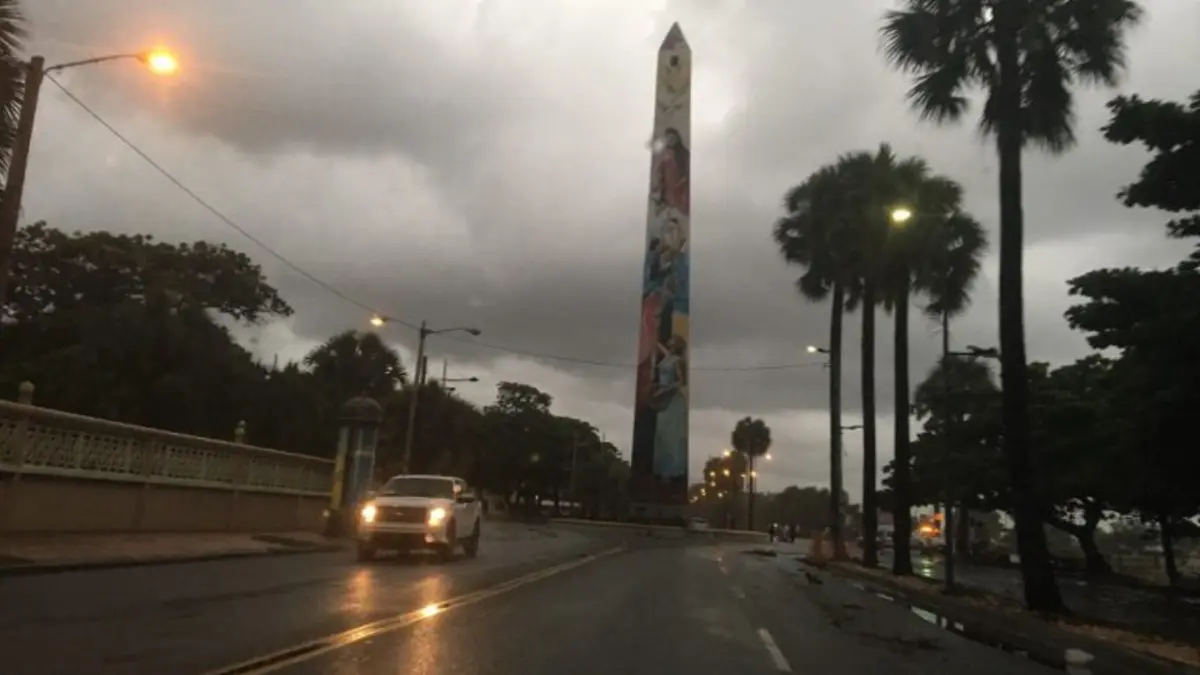 Indomet anuncia salida de vaguada y onda tropical, pero advierte sobre intenso calor