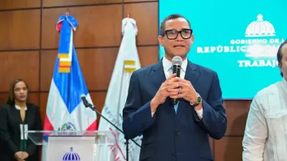 Ministro de Trabajo afirma escalonamiento de horarios requiere apoyo del sector privado