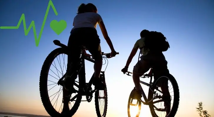 Ciclismo diario vinculado a menor riesgo de demencia, según estudio