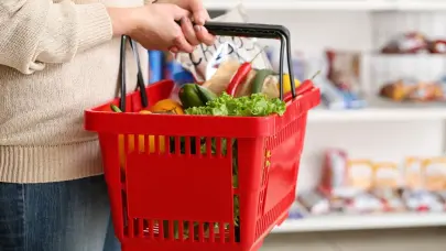 Mercados vs. Supermercados: ¿Dónde conviene comprar hoy en día en RD?