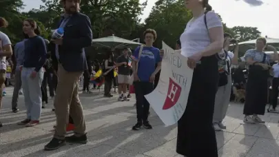 EE.UU. exige tener las redes sociales «públicas» a quienes pidan visa de estudiante