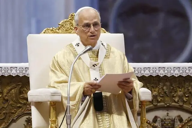 El papa: Matar de hambre a la población es una forma muy barata de hacer la guerra